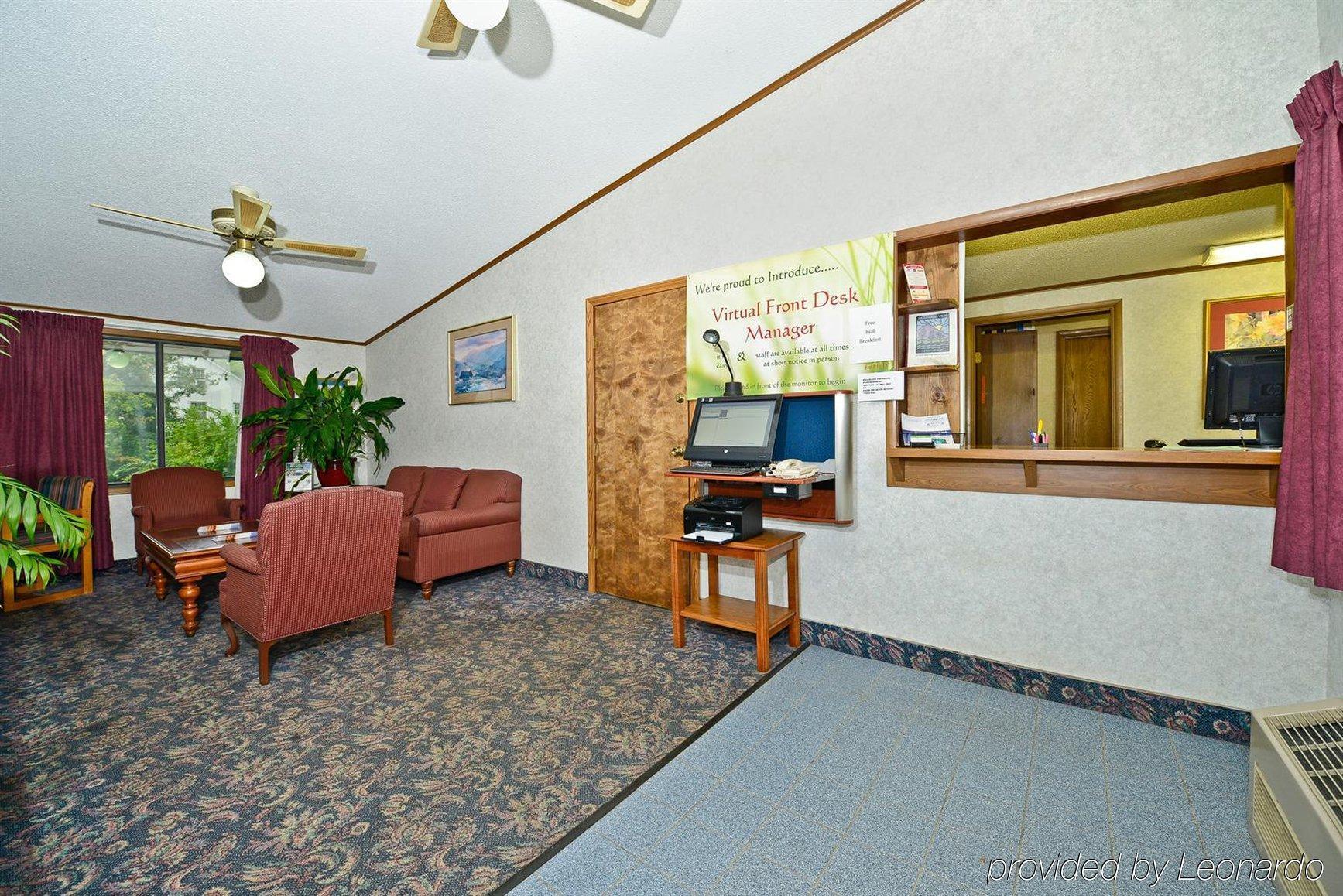 M Star Hotel Covington Exterior photo